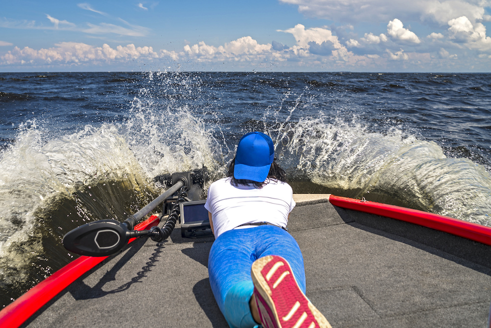 how to read lowrance fish finder